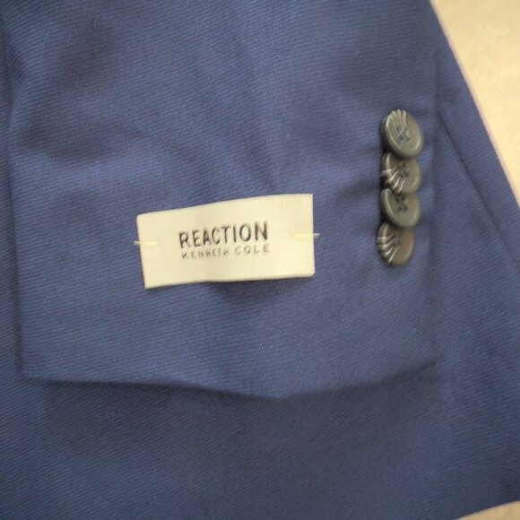 Kenneth Cole Reaction Techni-Cole Flex Coat – Size 38S – Blue - Picture 7 of 10